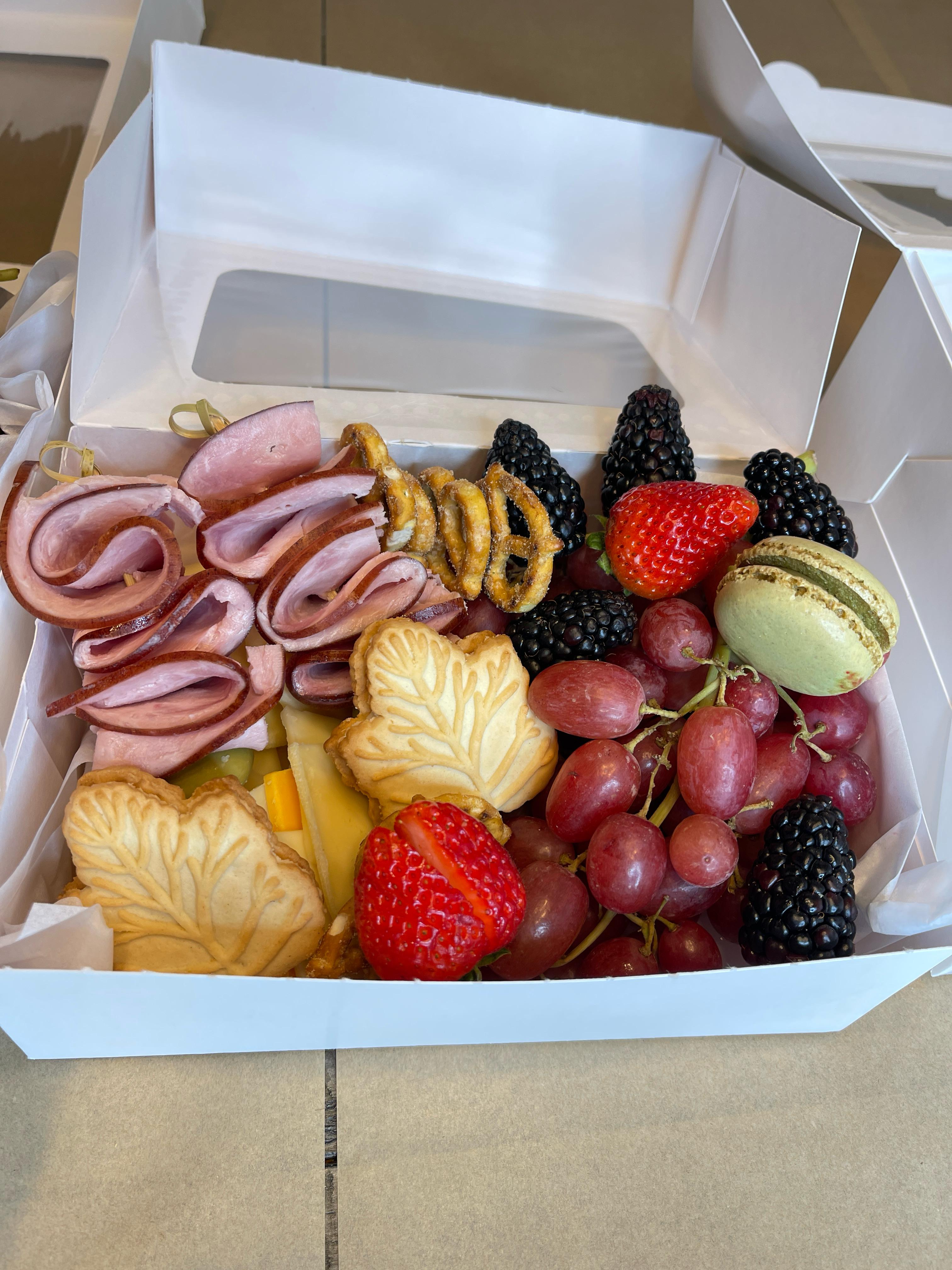 Autumn Delight Box – Mini Charcuterie Edition